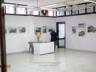 India, New Delhi: Hanging of the 58 exhibited photographs of Tibet at Art Heritage Gallery, Triveni Kala Sangam, 27.2.-18.3.2009; A & C - Landscapes & Architecture section mixed, entrance area; Mr. Alkazi on his way to the office