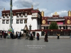 Tibet, Lhasa, Barkhor: Streetscene at the Barkhor Square in front of the Jokhang Temple