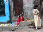Nepal, Central Region, Bagmati Zone, Lalitpur, Patan, Dhaugal: Streetvendor waiting for customers